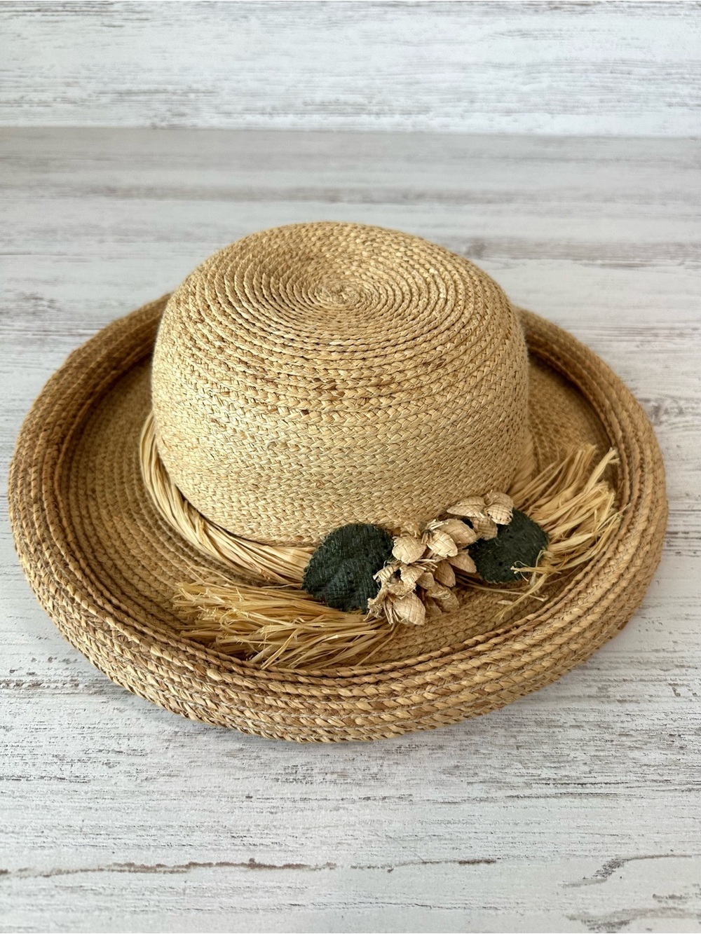VINTAGE 80s TOUCAN NEW YORK Straw Paper Floral Rolled Bucket Sun Hat